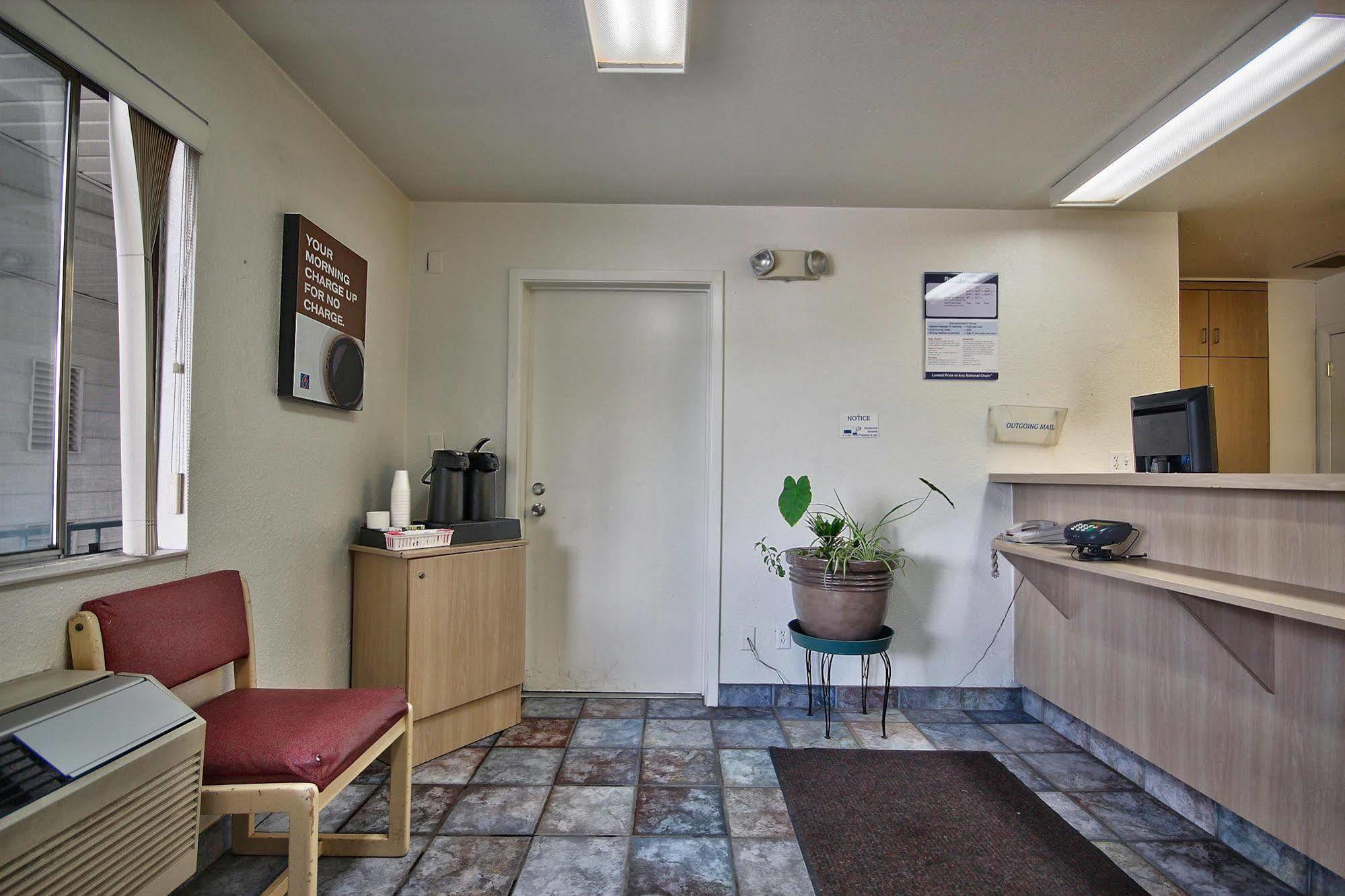America'S Best Value Inn & Suites-Helena Extérieur photo